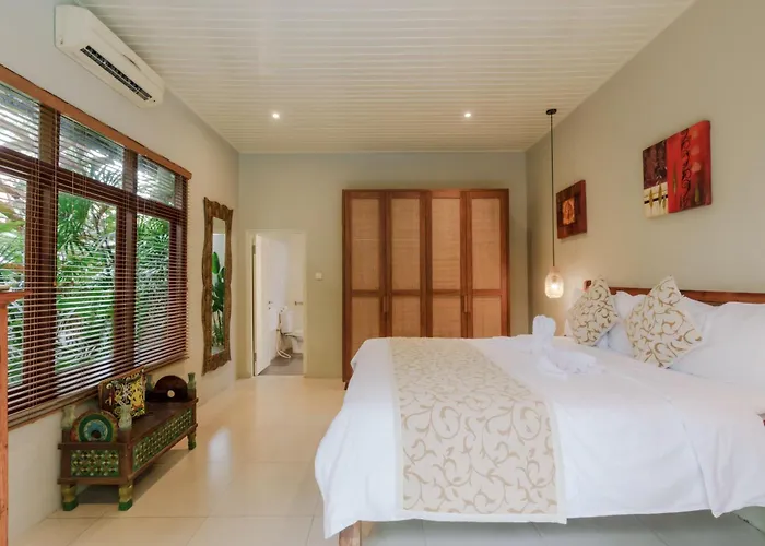 Taman Rahasia, Sitara Group *